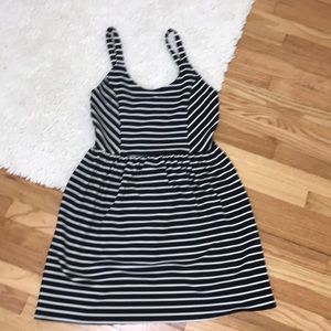 Striped dress in black and white